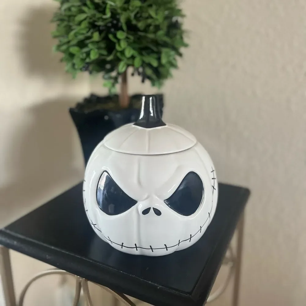 🆕 Disney’s Jack Skellington Pumpkin Head Cookie Jar